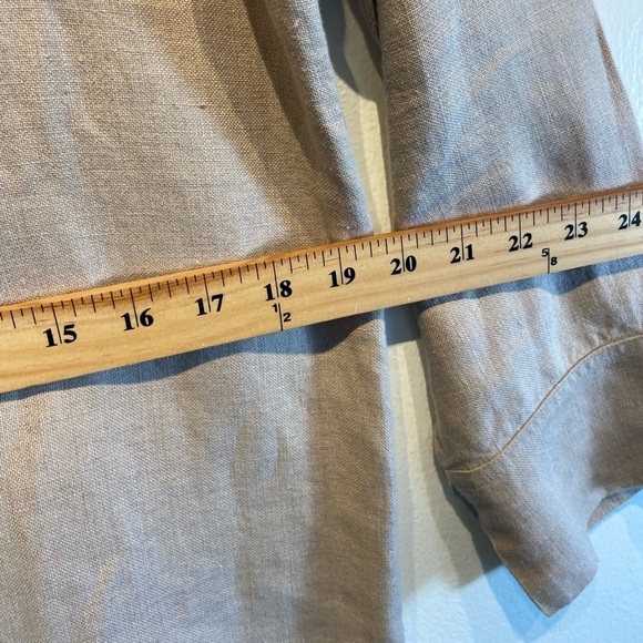 Chico’s Linen Shirt Jacket Size 1 US M 8-10 Beige Tribal Artsy Long Sleeves - Picture 8 of 9